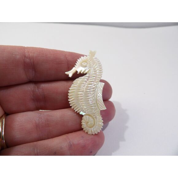 Vintage carved mother of pearl seahorse pin, white, 1.75" length - Picture 2 of 12